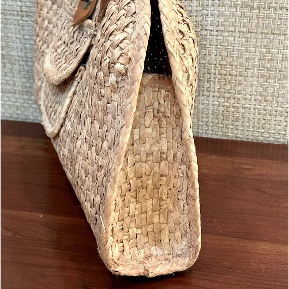 🌟HP🌟VTG 1980s Woven Palm Straw Handbag with Leather Accents - Picture 8 of 16